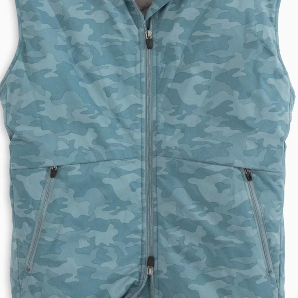 johnnie-O Rippen Camo Puffer Vest - Picture 5 of 14